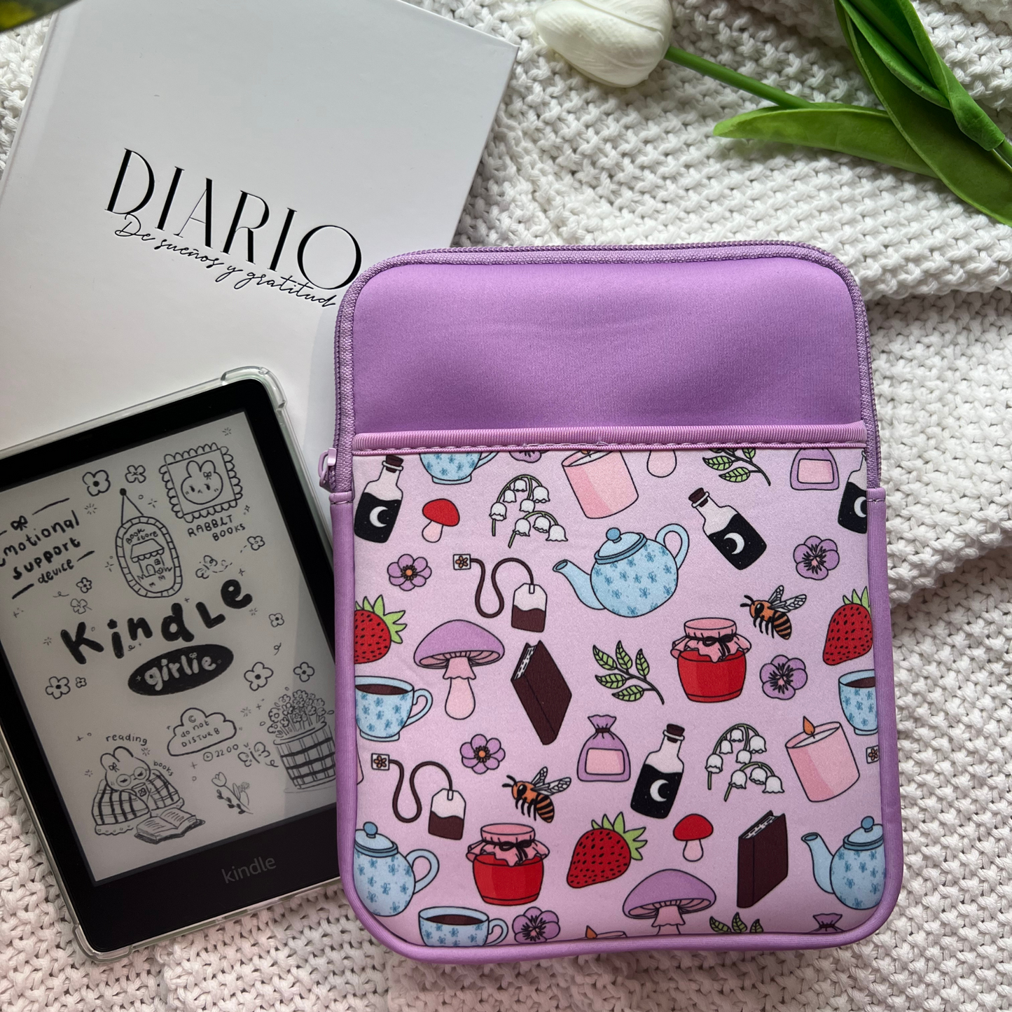 Cottage Core - Kindle Sleeve