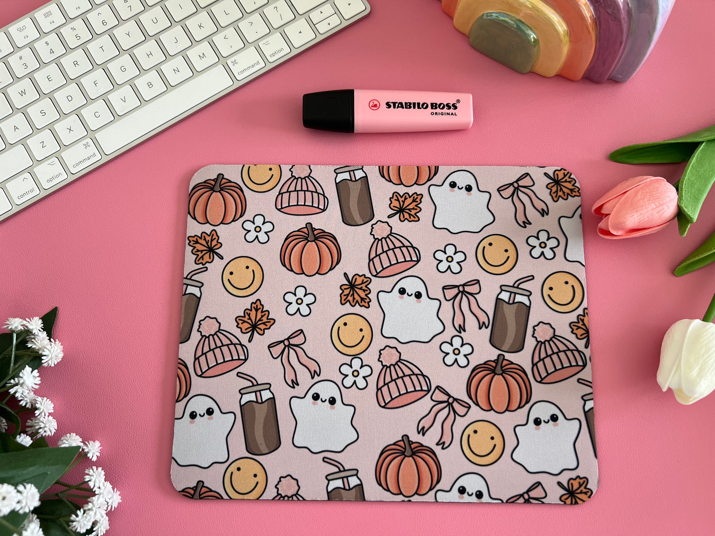 Cozy Ghost - Mouse Pad